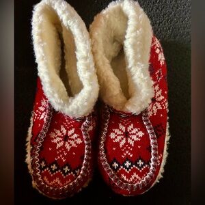 Nordic Pattern Knit Slippers